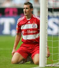 Mourinho in the Hunt for Prolific Old Striker, Again (Miroslav Klose)