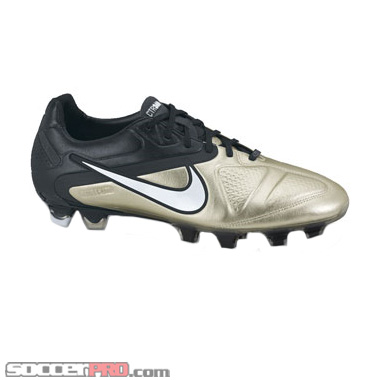 Nike CTR360 Maestri II FG – Gold Cup – Gold with Black and White Review