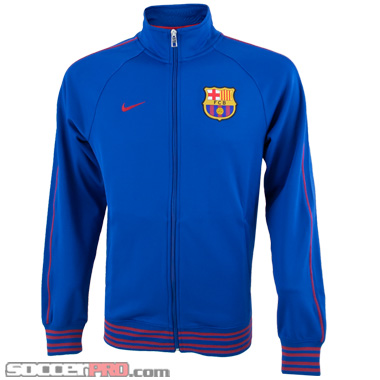 Nike Barcelona Trainer Jacket – Blue Review