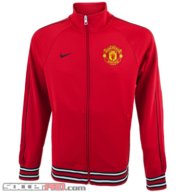 Nike Manchester United Trainer Jacket Review